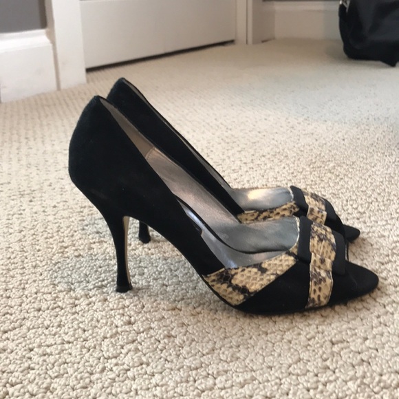 Heels - Picture 2 of 3